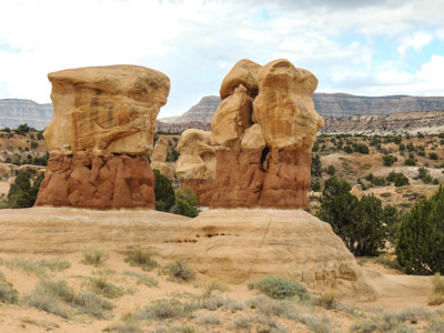Photo Note Card: 
Hoodoos, colored and uniquely shaped Enstrada Sandstone rock sculpture at the Devil's Garden, Grand Staircase-Escalante National Monument, just off the Hole-in-the-Rock Road near Escalante, Utah