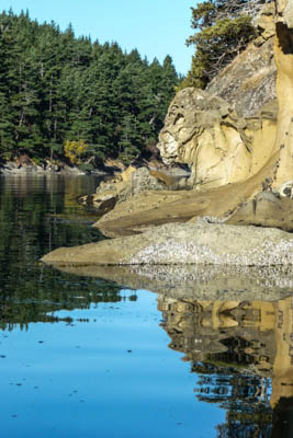 Photo Note Card: 
Darth Vader looking Sculpture rock formation on the inlet shoreline, Sucia Island Marine State Park,in the San Juan Islands Archipelago, in the Salish Sea of Washington